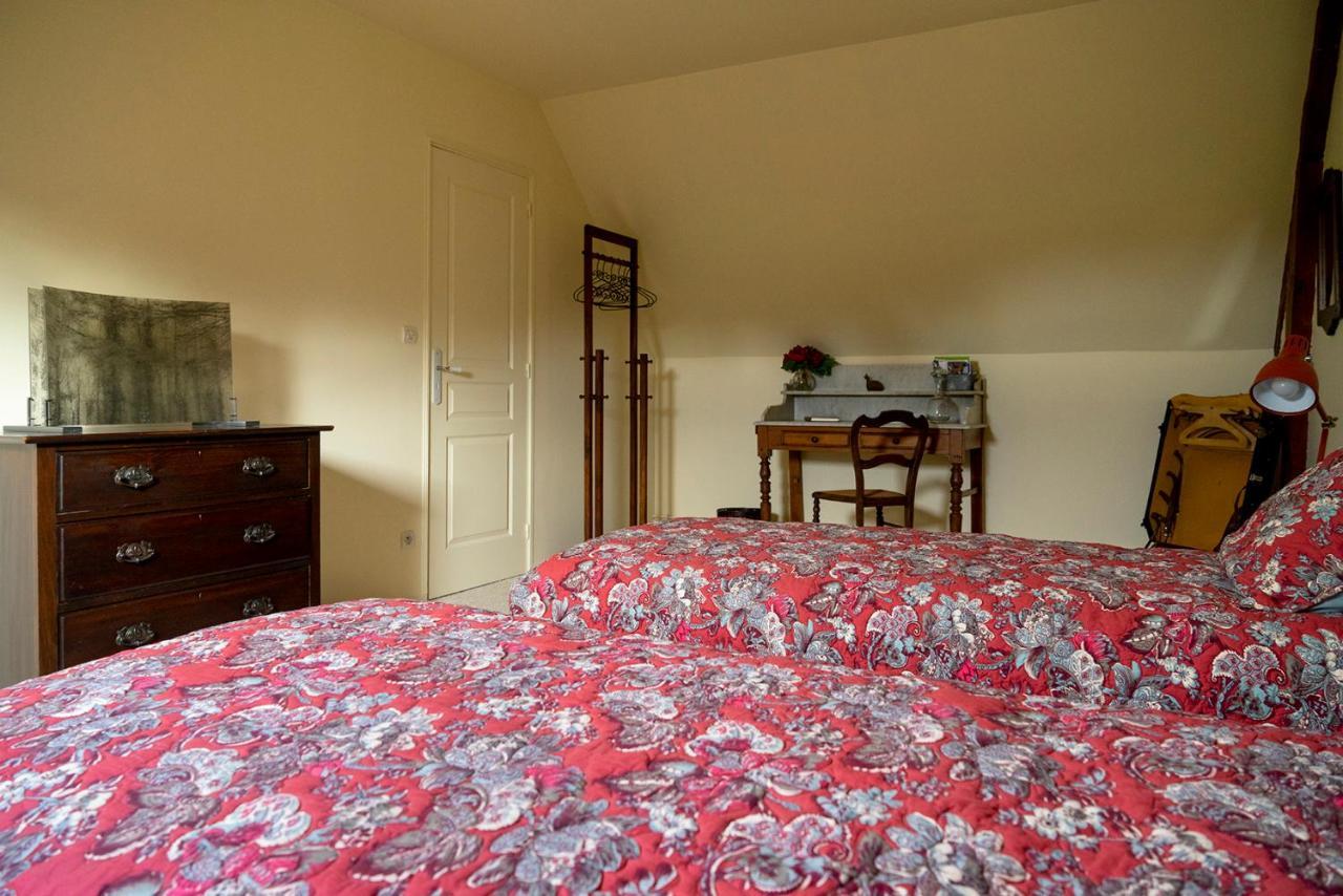 Chambre D'Hotes Chez Artiste Verrier, La Perriere - Perche Eksteriør billede