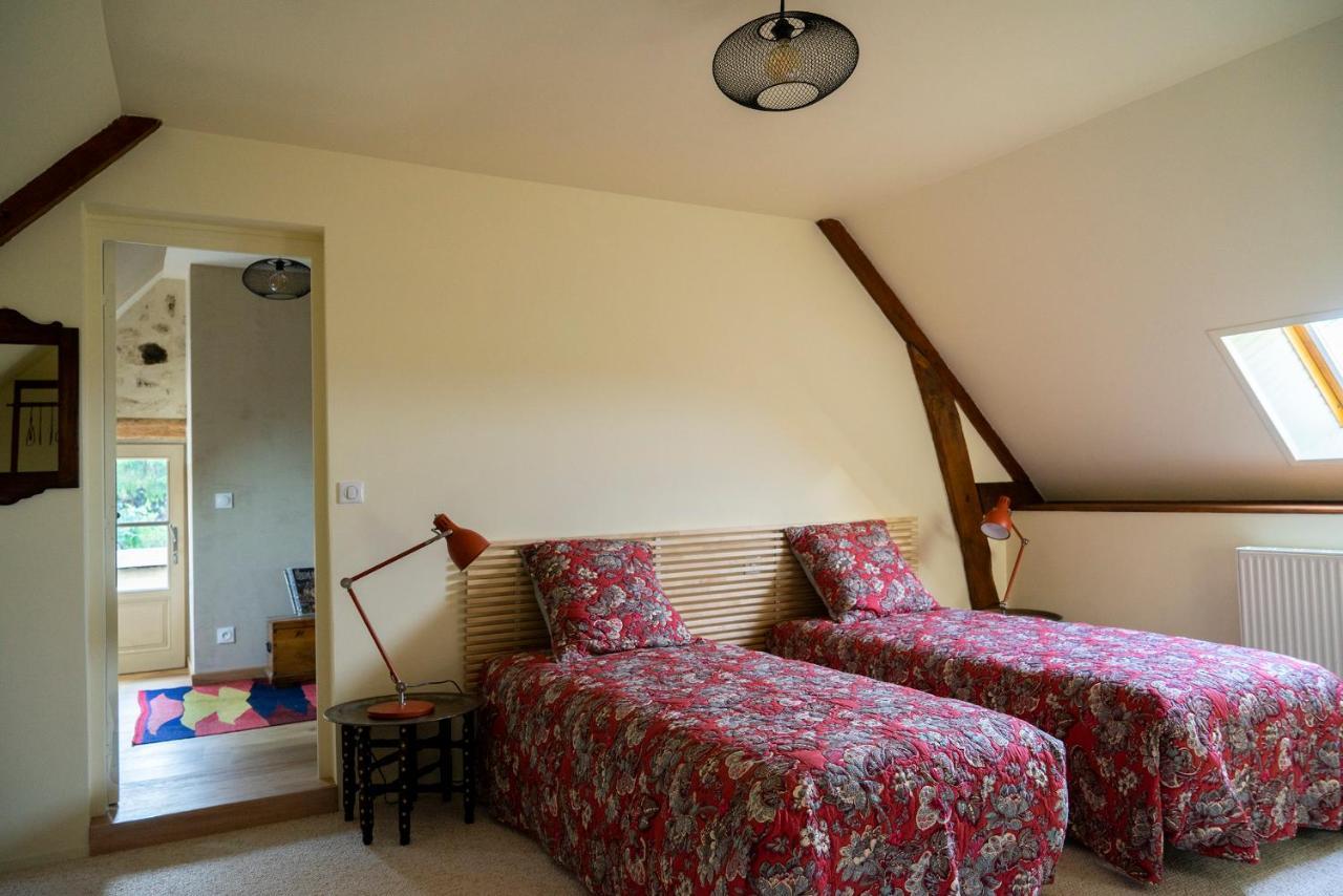 Chambre D'Hotes Chez Artiste Verrier, La Perriere - Perche Eksteriør billede